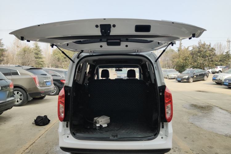 Used Wuling Hongguang New Energy 2025 Extended-Range Hybrid 50 km Standard Version Trunk