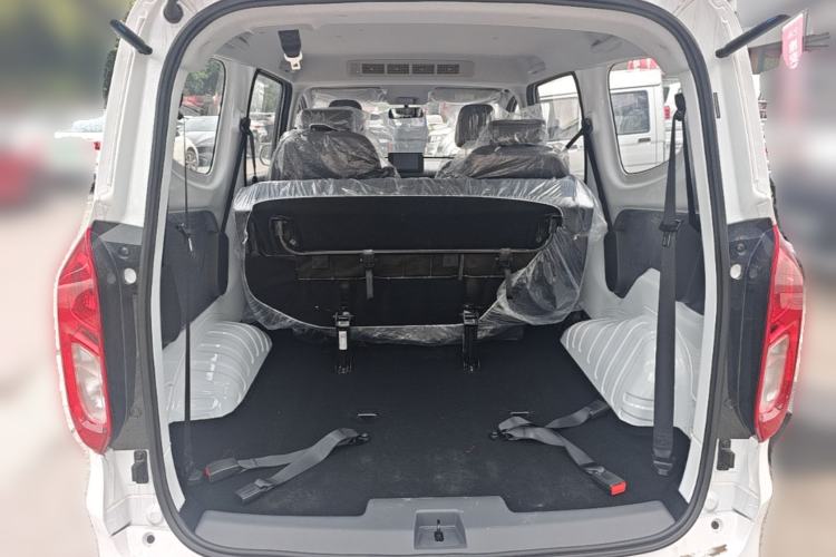 Used Wuling Hongguang New Energy 2025 Model Range-Extending Hybrid 150KM Comfort Edition Trunk