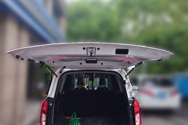 Used Wuling Hongguang New Energy 2025 Extended-Range Hybrid 50 km Standard Version Trunk