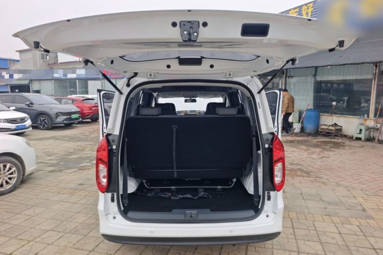 Used Wuling Hongguang New Energy 2025 Extended-Range Hybrid 50KM Comfort Version Trunk