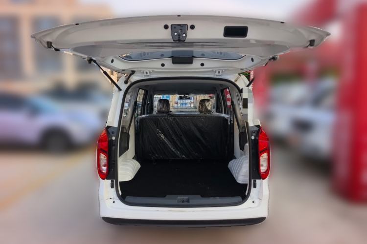 Used Wuling Hongguang New Energy 2025 Extended-Range Hybrid 50 km Utility Version Trunk