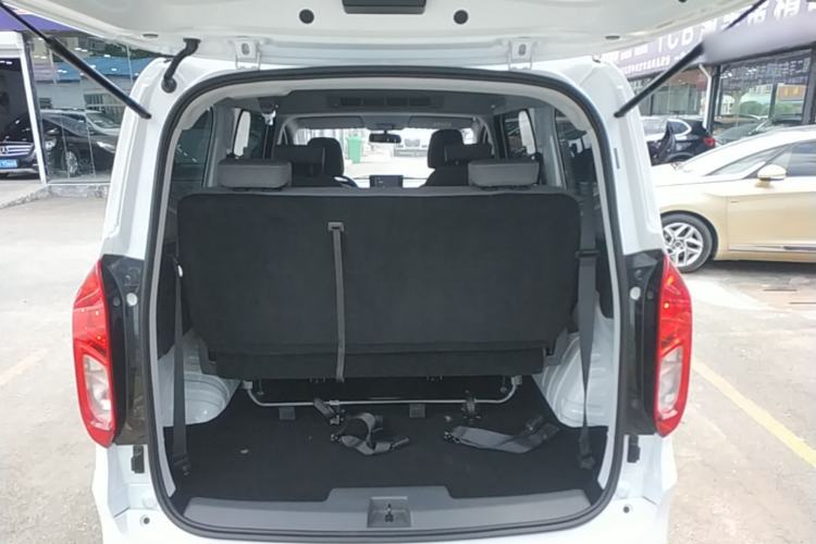 Used Wuling Hongguang New Energy 2025 Model Range-Extending Hybrid 150KM Comfort Edition Trunk