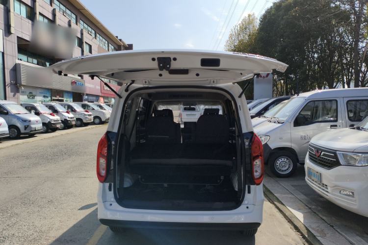 Used Wuling Hongguang New Energy 2025 Extended-Range Hybrid 50KM Comfort Version Trunk