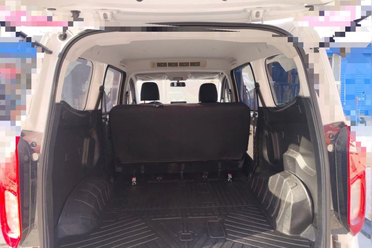 Used Wuling Hongguang New Energy 2025 Extended-Range Hybrid 50 km Standard Version Trunk