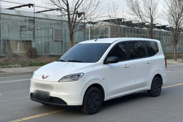 Used Wuling Hongguang New Energy 2025 Extended-Range Hybrid 50KM Comfort Version