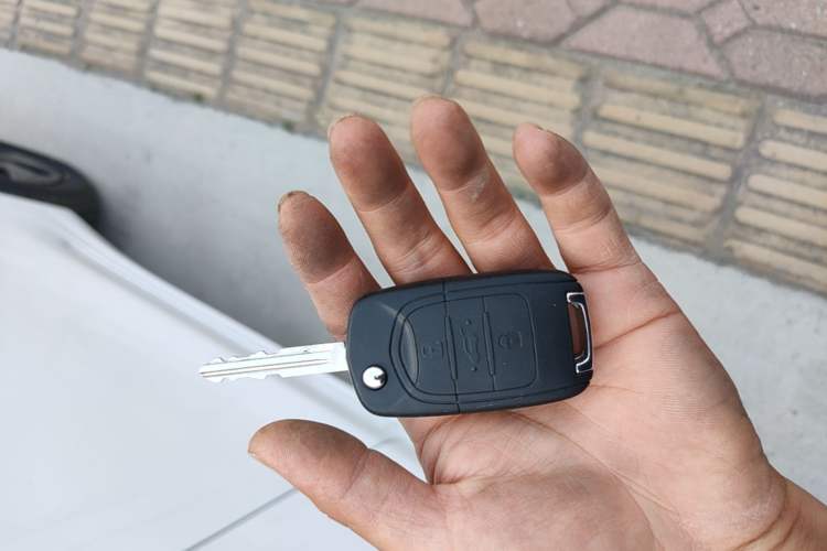Used Wuling Hongguang New Energy 2025 Extended-Range Hybrid 50KM Comfort Version Vehicle Key
