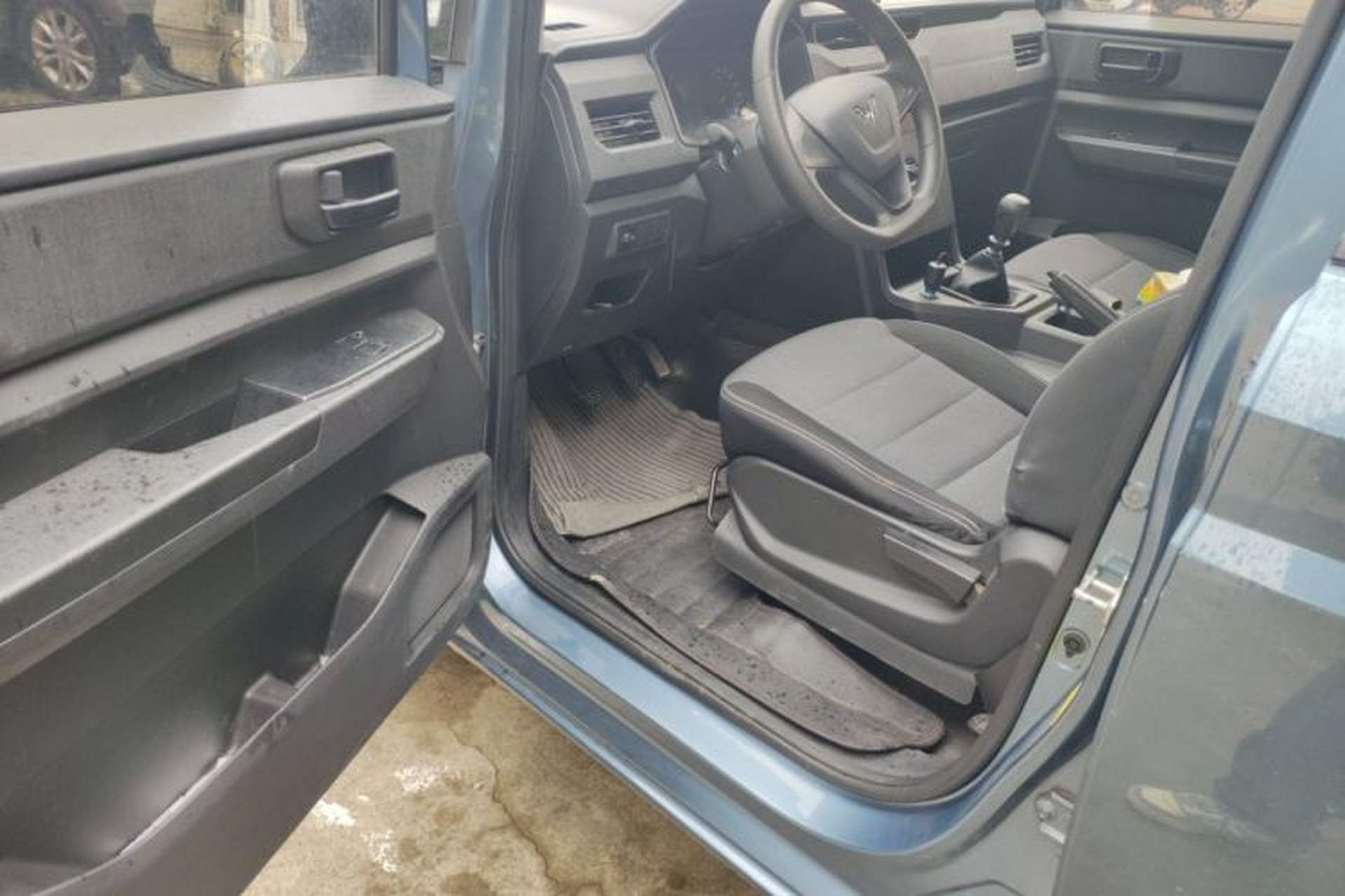 Used Wuling Hongguang PLUS 2020 1.5L Manual Standard Edition 5 Seats Driver Seat