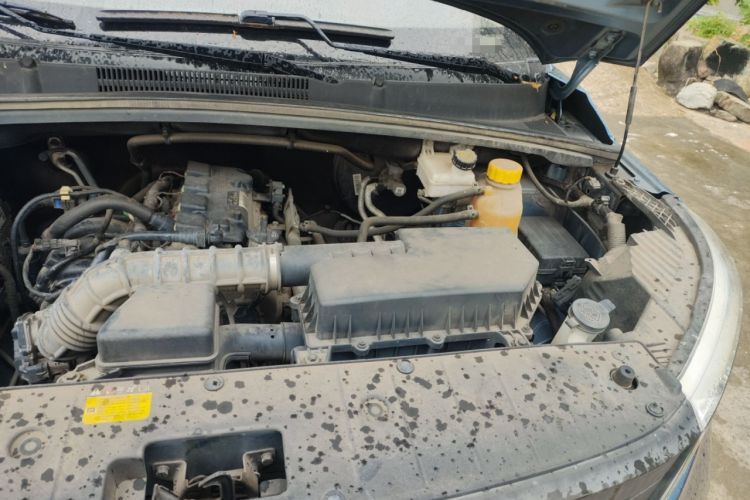 Used Wuling Hongguang PLUS 2020 1.5L Manual Standard Edition 5 Seats Engine Bay Left