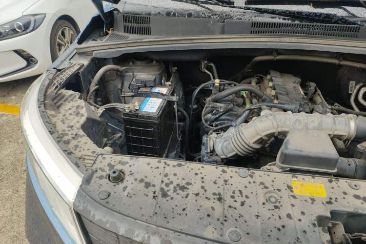 Used Wuling Hongguang PLUS 2020 1.5L Manual Standard Edition 5 Seats Engine Bay Right