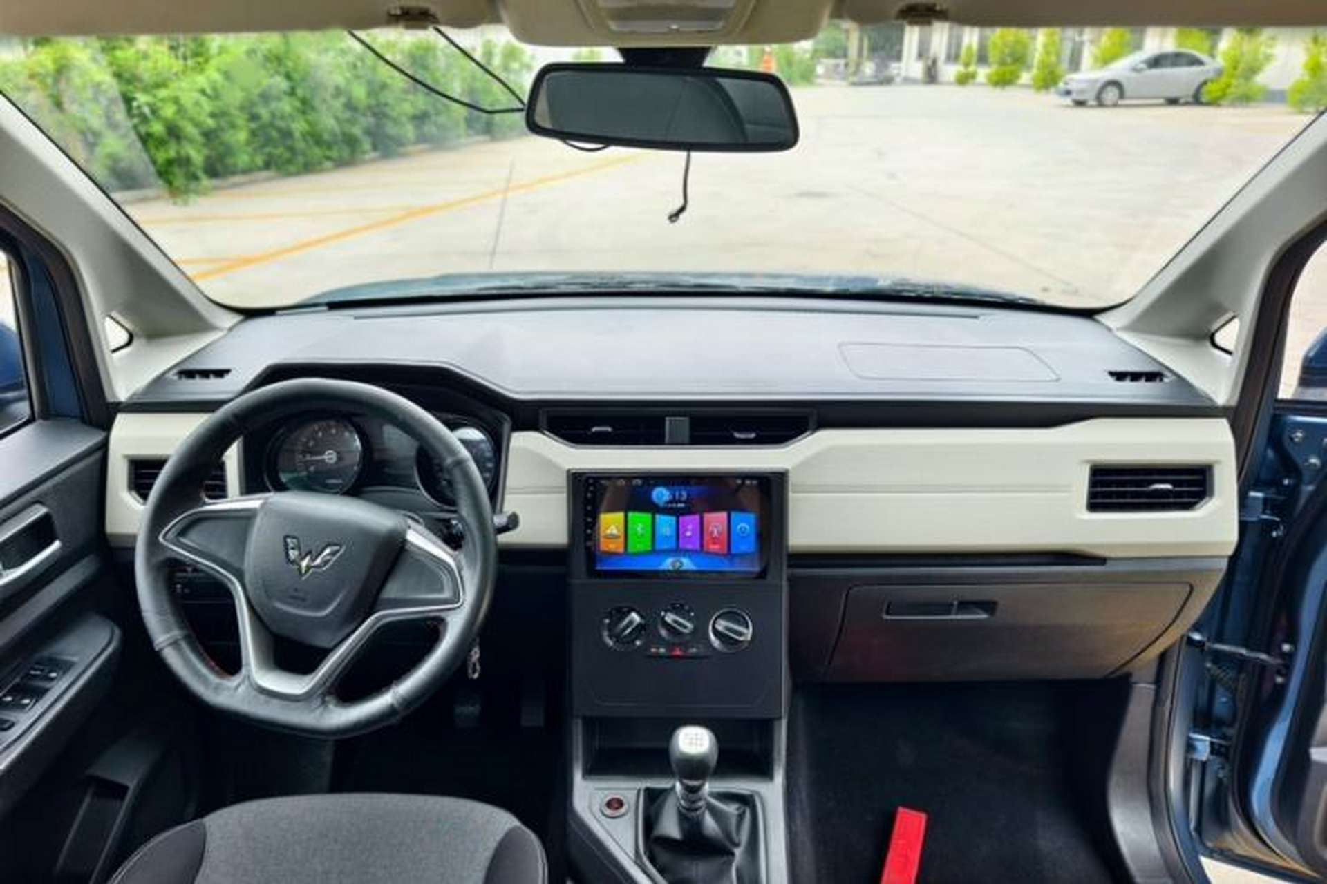Used Wuling Hongguang PLUS 2019 1.5T Manual Comfort Version 7 Seats Interior 7