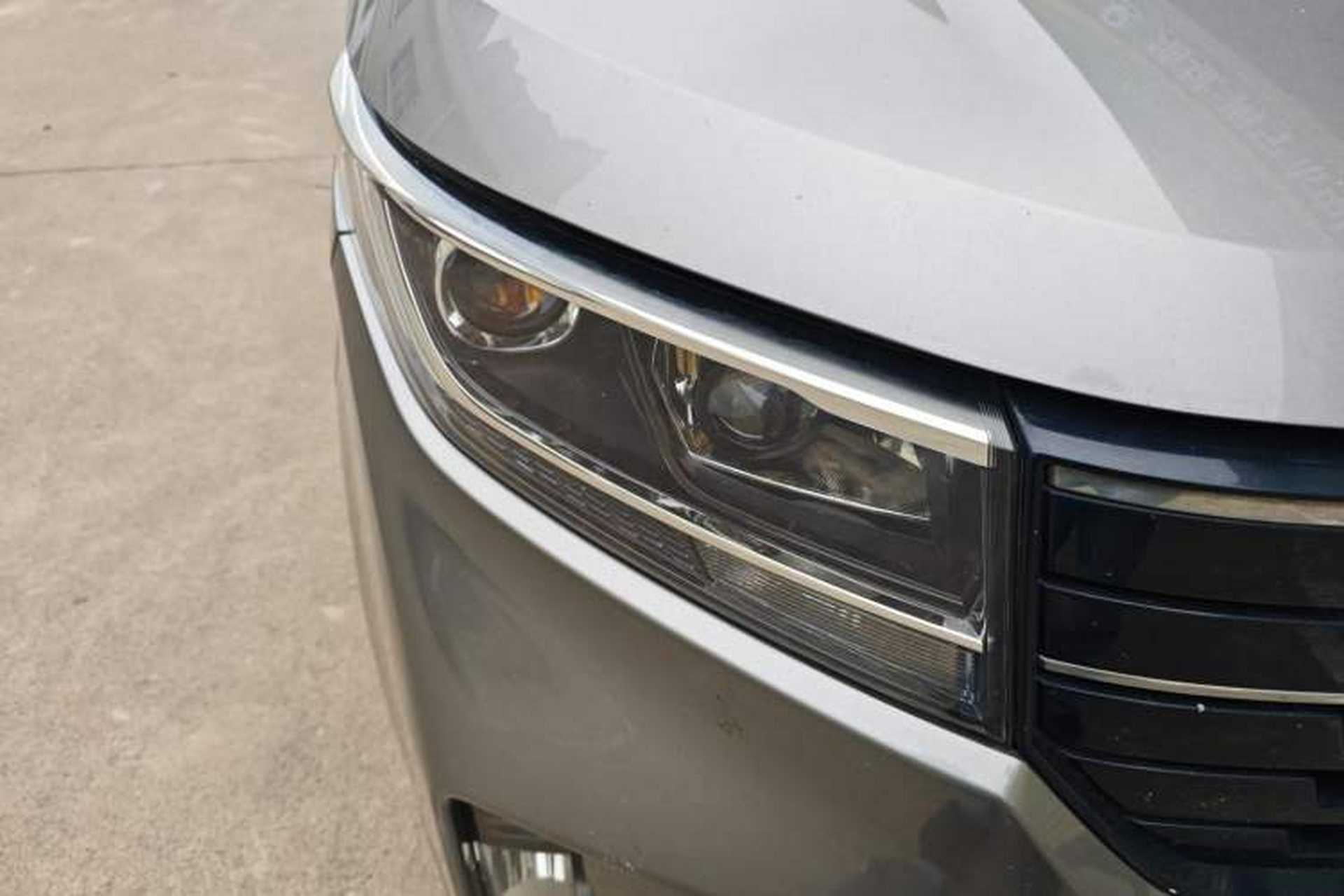 Used Wuling Hongguang PLUS 2019 1.5T Manual Luxury 7-Seater Exterior 6