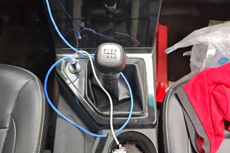 Used Wuling Hongguang PLUS 2019 1.5T Manual Luxury 7-Seater Gear Lever