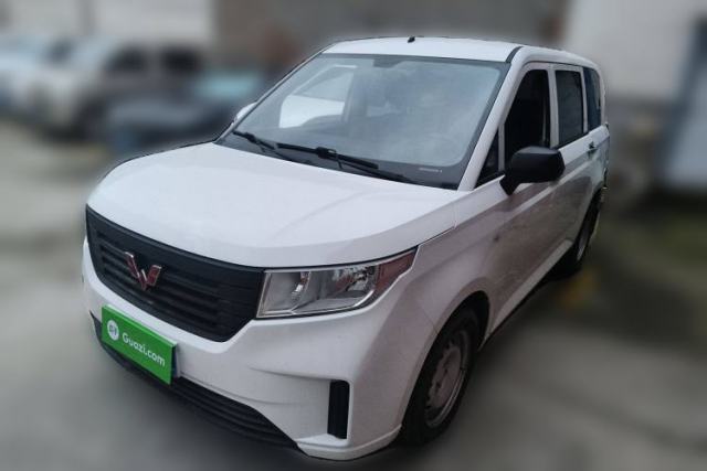 Used Wuling Hongguang PLUS 2019 1.5T Manual Standard Version 7 Seats