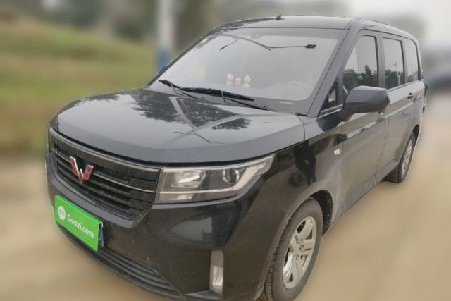Used Wuling Hongguang PLUS 2019 1.5T Manual Luxury 7-Seater