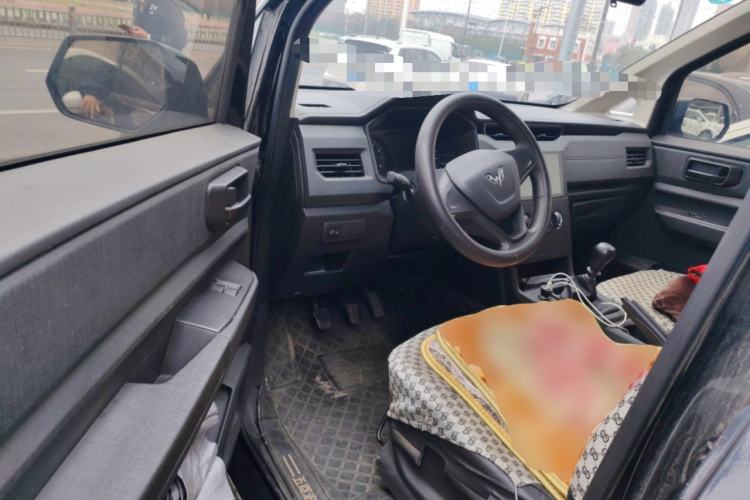 Used Wuling Hongguang PLUS 2019 1.5T Manual Standard Version 7 Seats Driver Seat