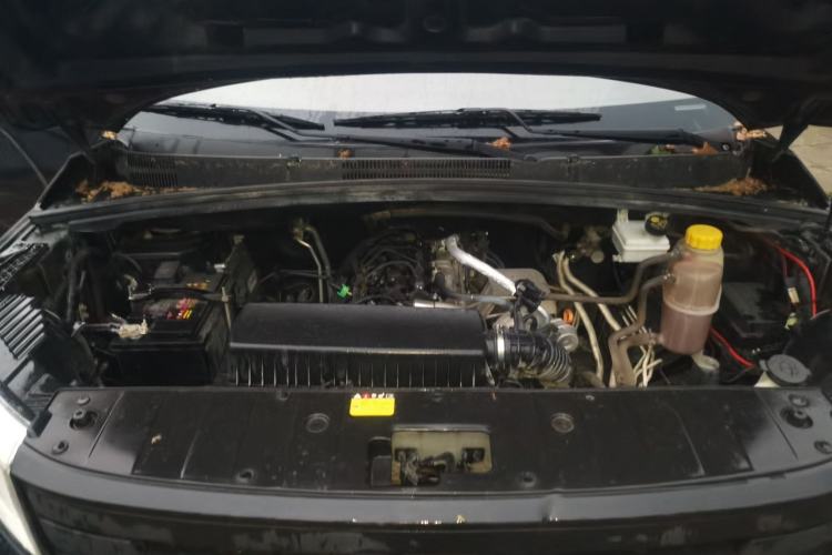 Used Wuling Hongguang PLUS 2019 1.5T Manual Standard Edition 5 Seats Engine Bay