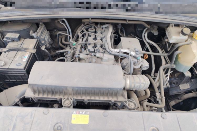 Used Wuling Hongguang PLUS 2019 1.5T Manual Standard Version 7 Seats Engine Bay