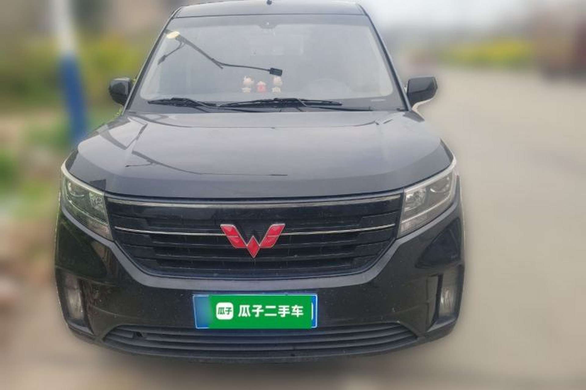 Used Wuling Hongguang PLUS 2019 1.5T Manual Luxury 7-Seater Front