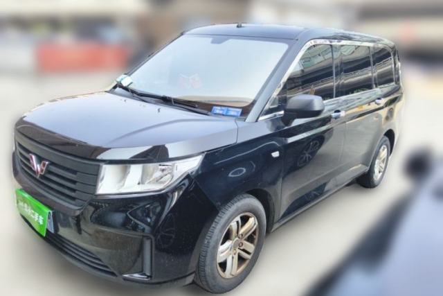 Used Wuling Hongguang PLUS 2019 1.5T Manual Standard Version 7 Seats