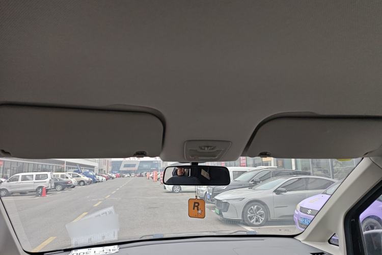 Used Wuling Hongguang PLUS 2019 1.5T Manual Standard Edition 5 Seats Headliner