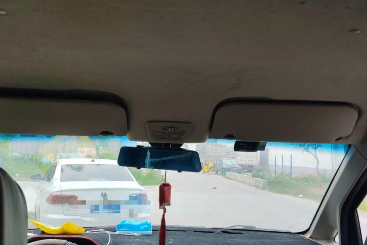 Used Wuling Hongguang PLUS 2019 1.5T Manual Standard Edition 5 Seats Headliner
