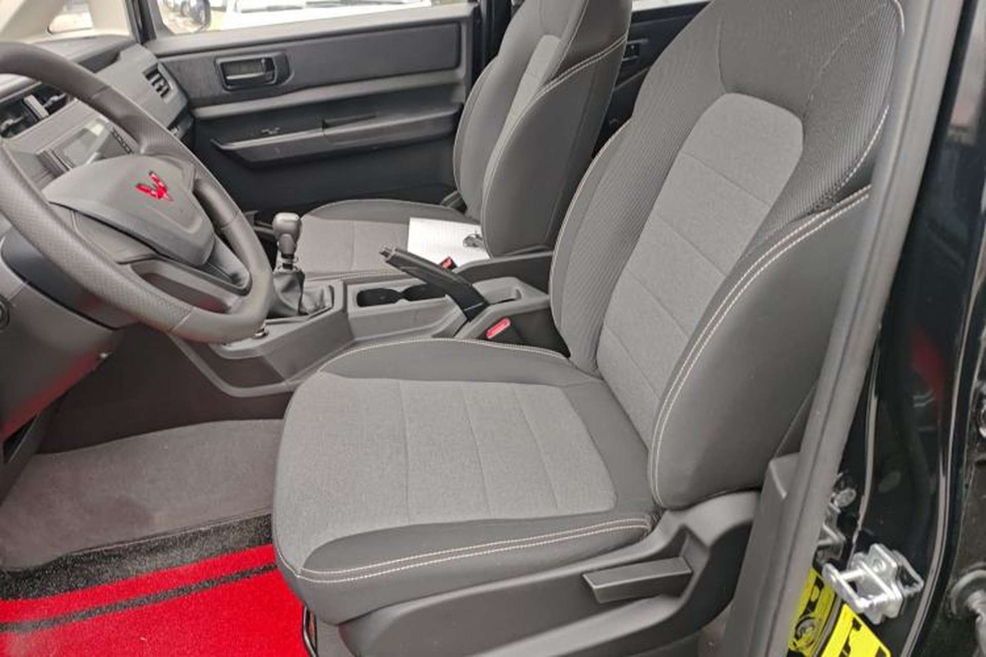 Used Wuling Hongguang PLUS 2019 1.5T Manual Standard Edition 5 Seats Left Front Seat