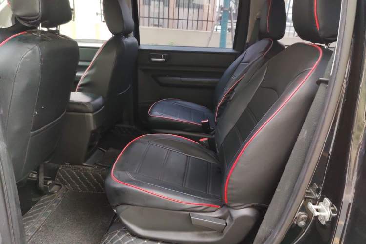Used Wuling Hongguang PLUS 2019 1.5T Manual Luxury 7-Seater Left Rear Seat