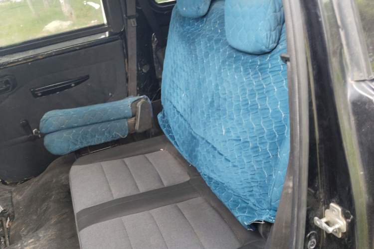 Used Wuling Hongguang PLUS 2019 1.5T Manual Standard Edition 5 Seats Left Rear Seat
