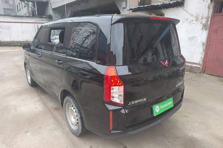 Used Wuling Hongguang PLUS 2019 1.5T Manual Standard Version 7 Seats Rear Left 45 Deg