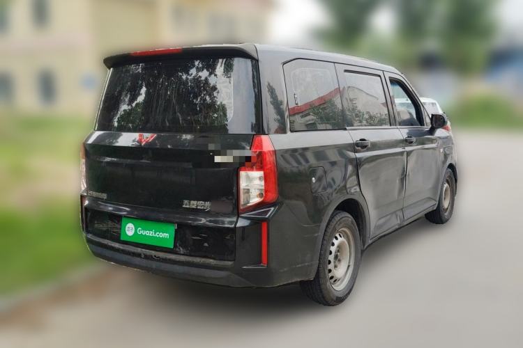 Used Wuling Hongguang PLUS 2019 1.5T Manual Standard Edition 5 Seats Rear Right 45 Deg