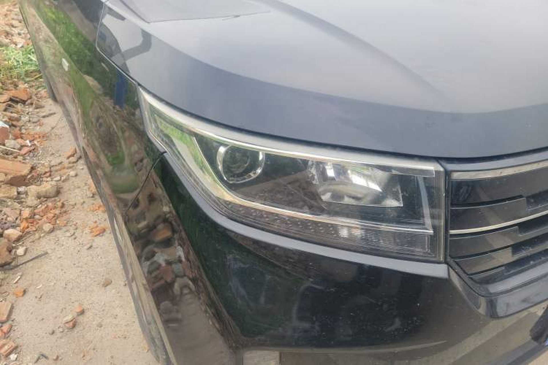 Used Wuling Hongguang PLUS 2019 1.5T Manual Luxury 7-Seater Right Front Headlight