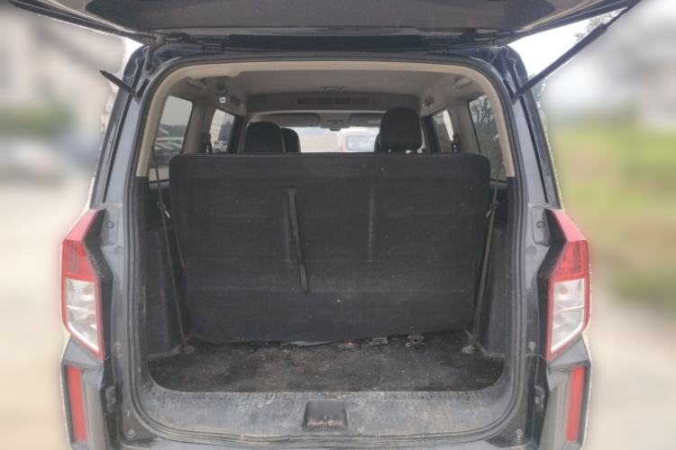 Used Wuling Hongguang PLUS 2019 1.5T Manual Luxury 7-Seater Trunk