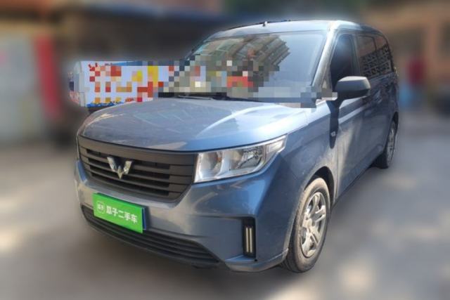 Used Wuling Hongguang PLUS 2019 1.5T Manual Standard Edition 5 Seats