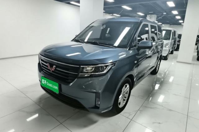 Used Wuling Hongguang PLUS 2019 1.5T Manual Luxury 7-Seater