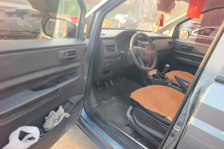 Used Wuling Hongguang PLUS 2019 1.5T Manual Standard Edition 5 Seats Driver Seat