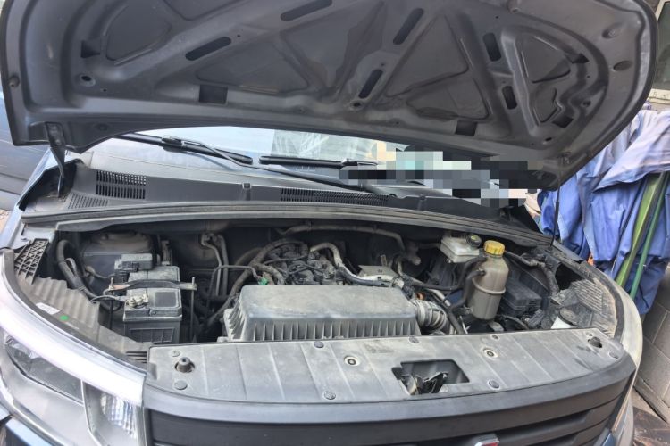 Used Wuling Hongguang PLUS 2019 1.5T Manual Standard Version 7 Seats Engine Bay