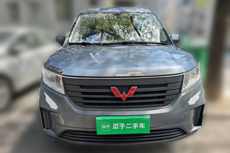 Used Wuling Hongguang PLUS 2019 1.5T Manual Standard Version 7 Seats Front
