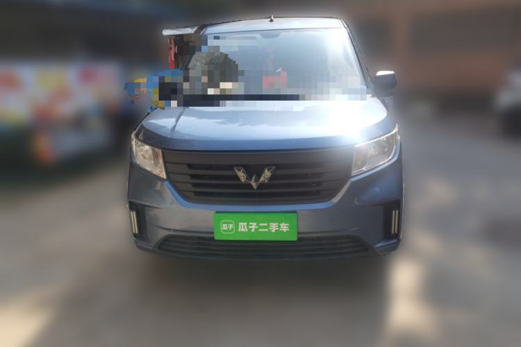 Used Wuling Hongguang PLUS 2019 1.5T Manual Standard Edition 5 Seats Front