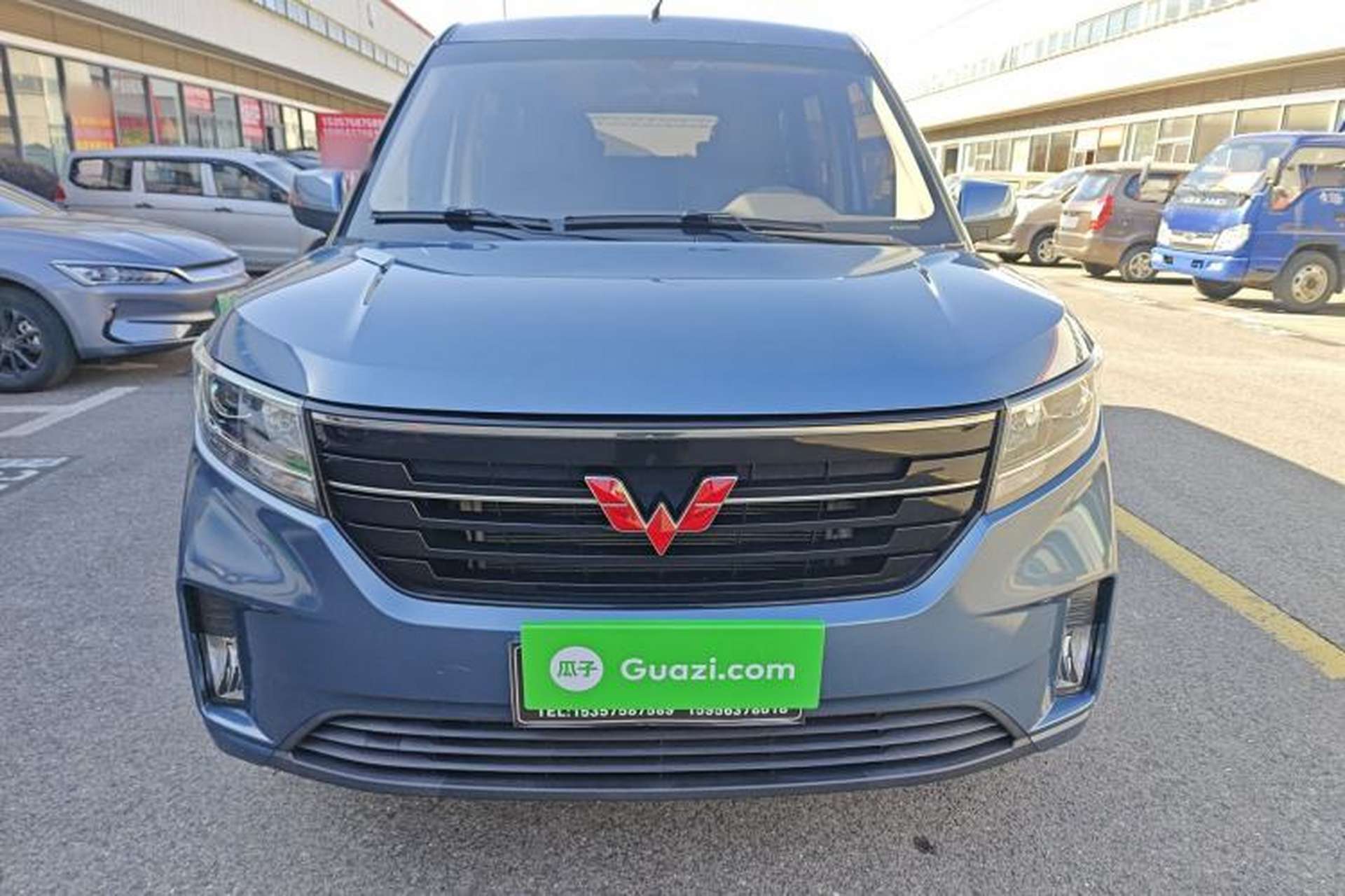 Used Wuling Hongguang PLUS 2019 1.5T Manual Luxury 7-Seater Front