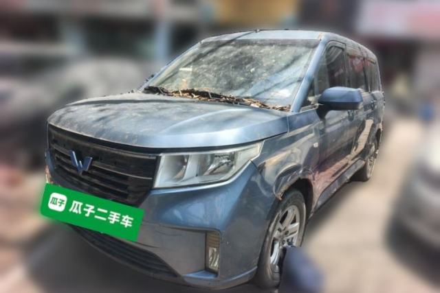 Used Wuling Hongguang PLUS 2019 1.5T Manual Comfort Version 7 Seats