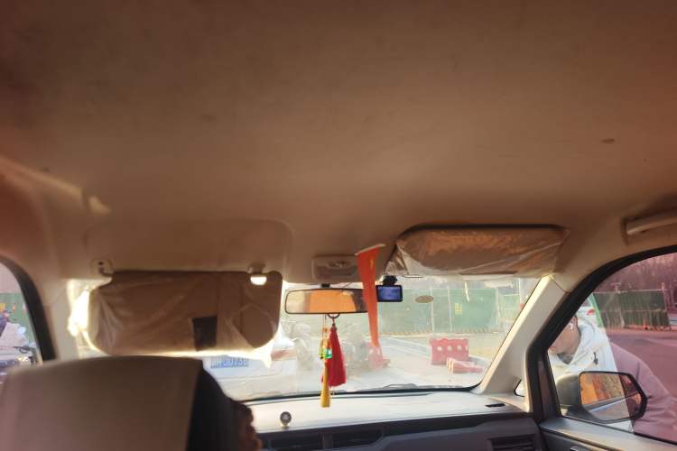 Used Wuling Hongguang PLUS 2019 1.5T Manual Standard Edition 5 Seats Headliner