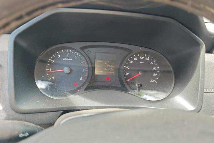 Used Wuling Hongguang PLUS 2019 1.5T Manual Standard Version 7 Seats Instrument Cluster