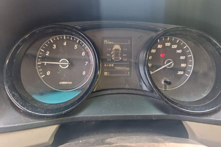Used Wuling Hongguang PLUS 2019 1.5T Manual Luxury 7-Seater Instrument Cluster
