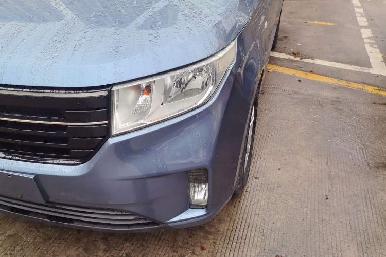 Used Wuling Hongguang PLUS 2019 1.5T Manual Comfort Version 7 Seats Left Front Headlight