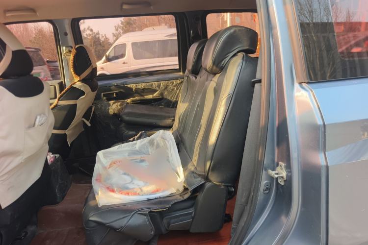 Used Wuling Hongguang PLUS 2019 1.5T Manual Standard Edition 5 Seats Left Rear Seat