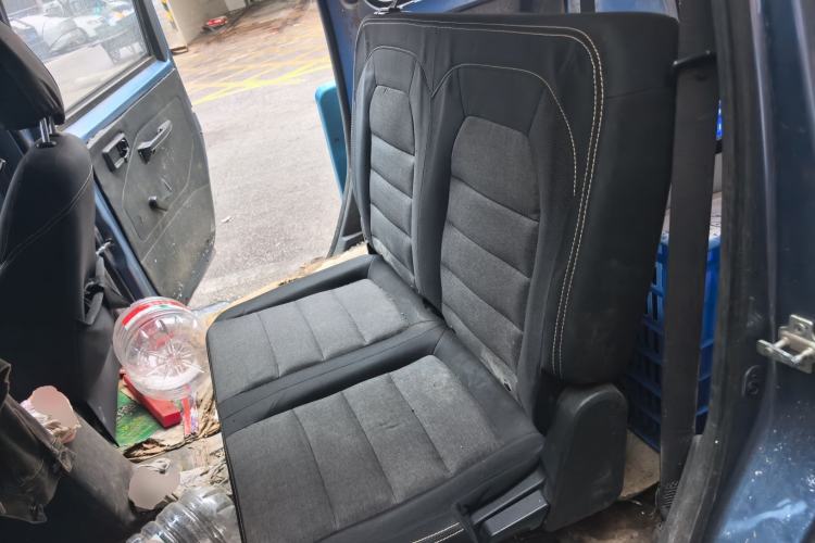 Used Wuling Hongguang PLUS 2019 1.5T Manual Standard Version 7 Seats Left Rear Seat