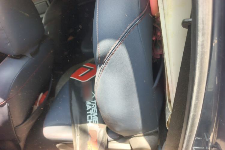 Used Wuling Hongguang PLUS 2019 1.5T Manual Comfort Version 7 Seats Left Rear Seat