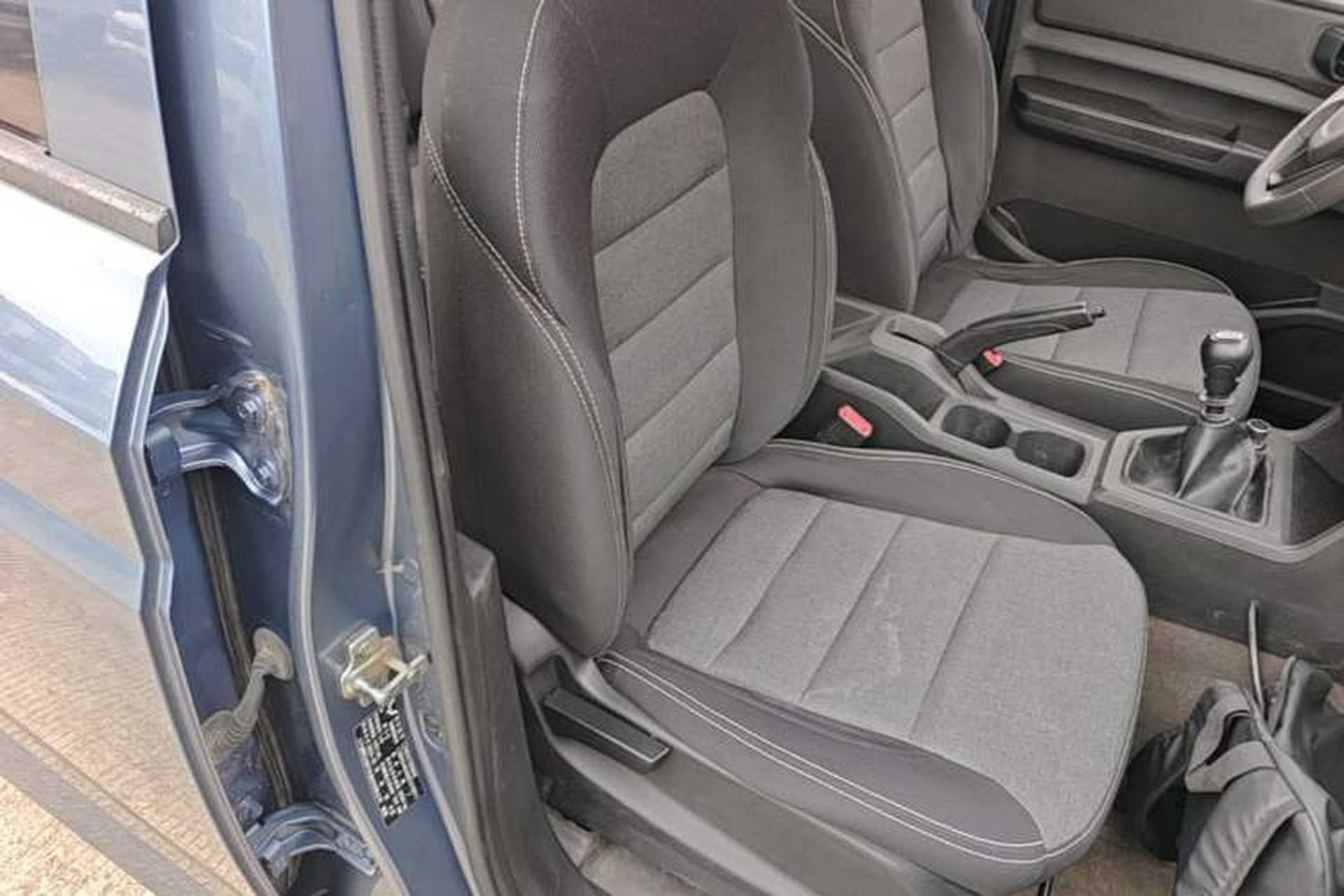 Used Wuling Hongguang PLUS 2019 1.5T Manual Standard Version 7 Seats Right Front Seat