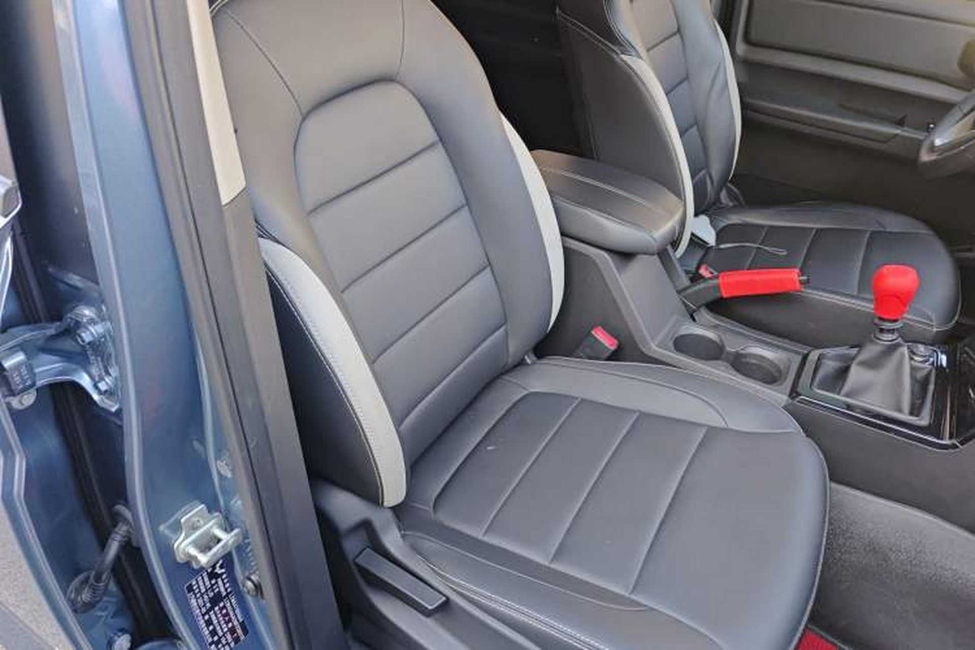 Used Wuling Hongguang PLUS 2019 1.5T Manual Luxury 7-Seater Right Front Seat