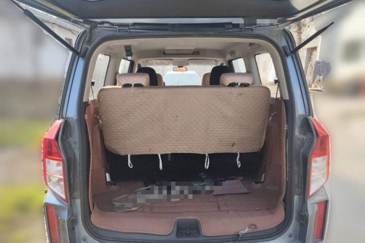 Used Wuling Hongguang PLUS 2019 1.5T Manual Comfort Version 7 Seats Trunk